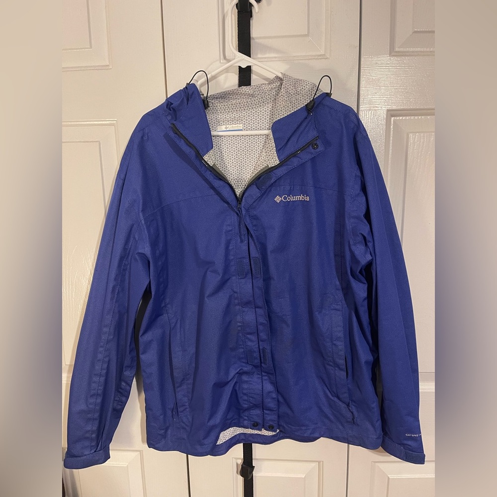 Columbia Men’s rain jacket. Size Large.